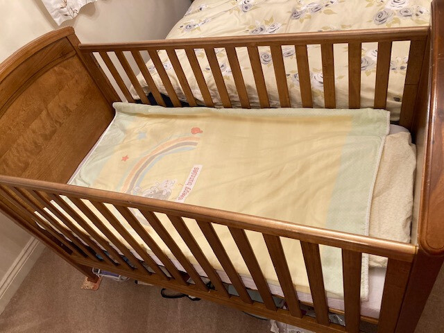 baby cot bed gumtree